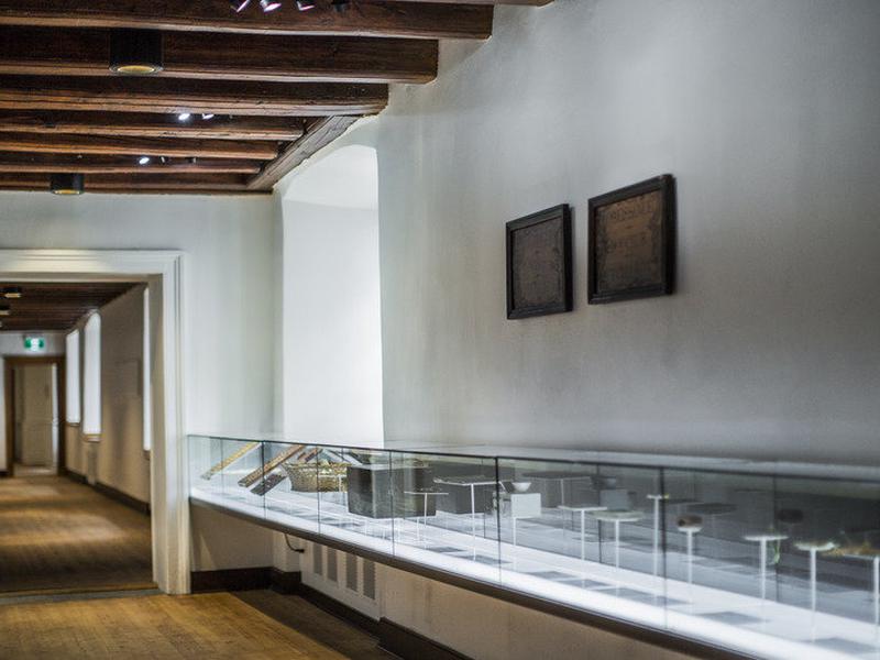 03E685CDB78236DDA3C6A867B11C1DA2