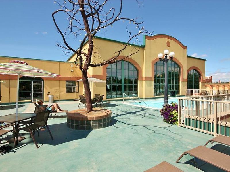 0B7C0CA0EF98A01A0223CC1EE5D43BC0