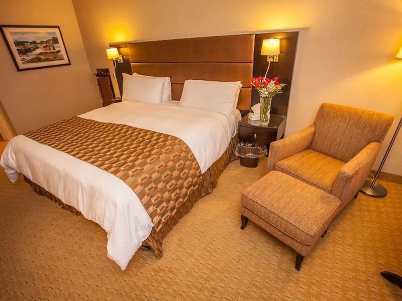 FDDBF7E9C3E27BE20F241E83A4C0A15C