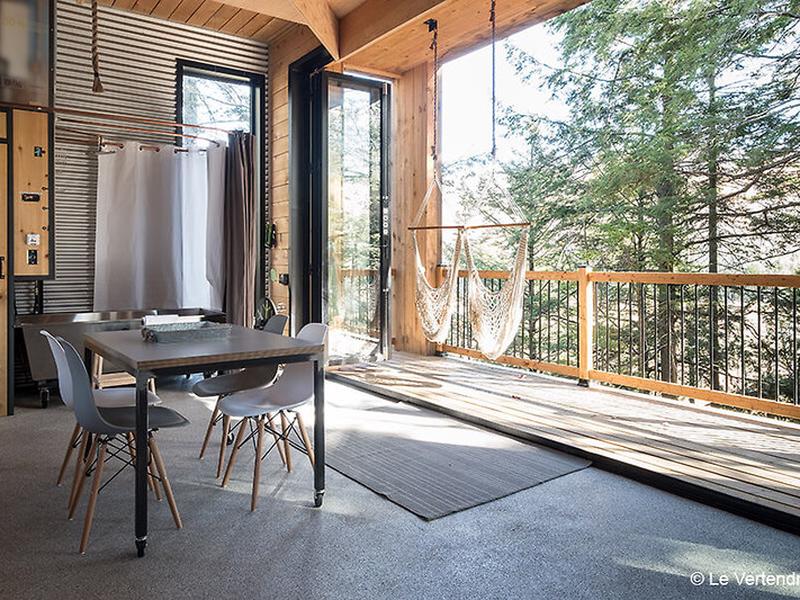 274944CBDE4824AA6EE8EE7D64EBFE90