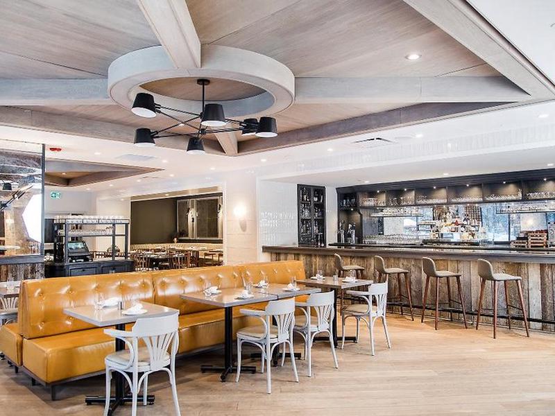 BF7E4548B8DC53BD1ADA180F242318BE