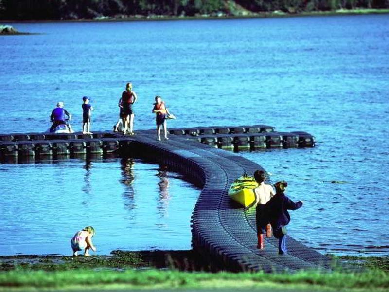 D7DA54C7B0487692BE599229340E7851