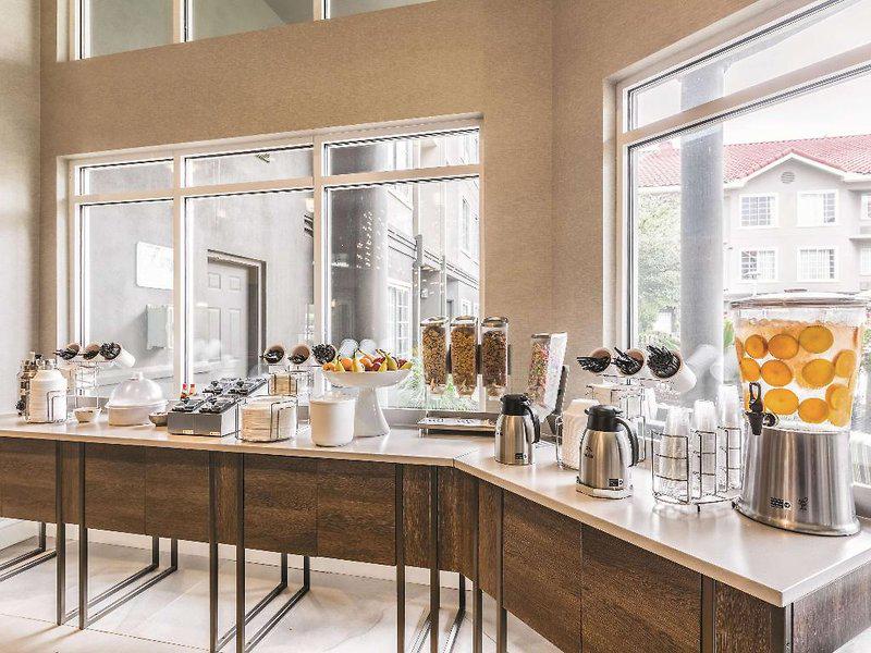 629EC64AE03147C9AB303B475CCB49F1