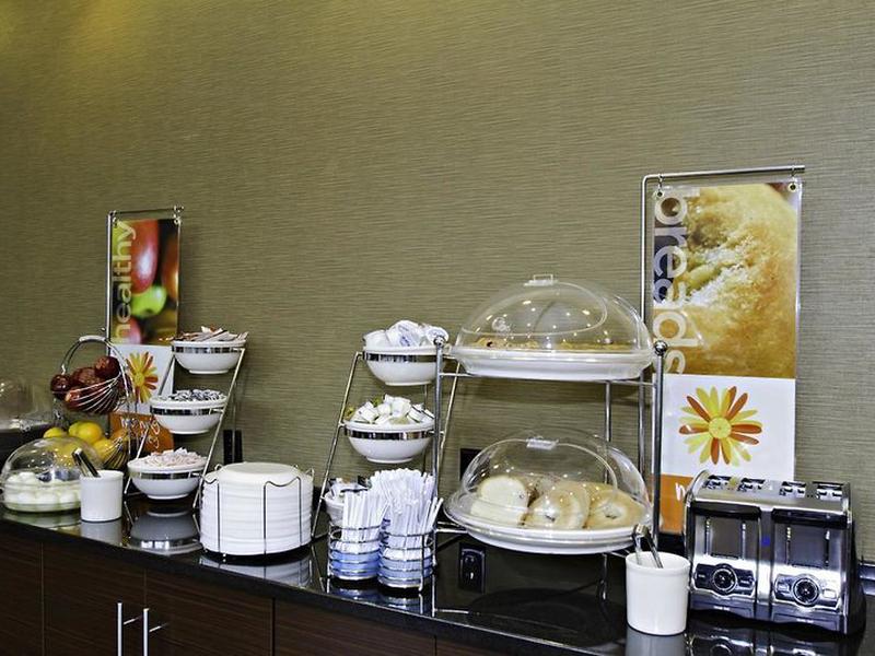 2768A4D0201C4EB9D98AA705B446B0B1