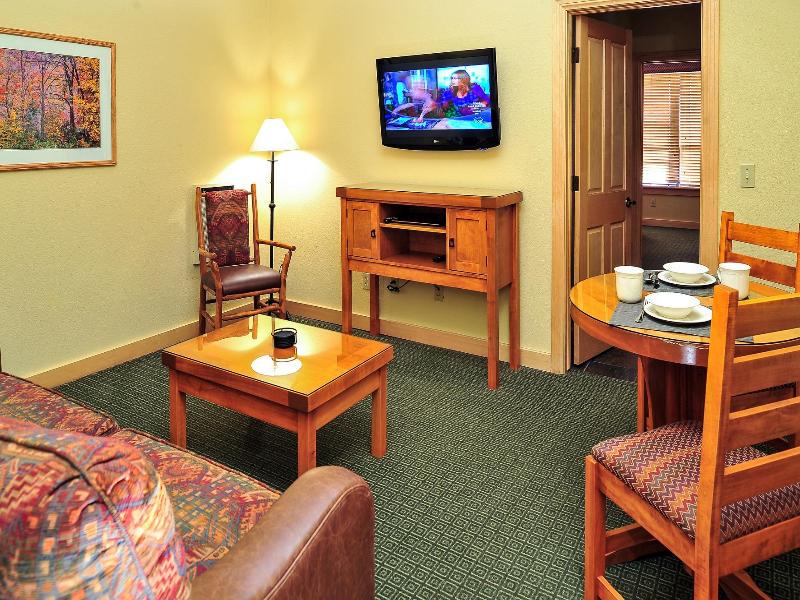 EFC25F3211BDDED9E6D37B3EE7035F2B