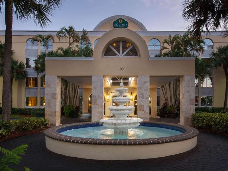 4C2551B5BAE1C0BBE0FCCBB1EDB8340F