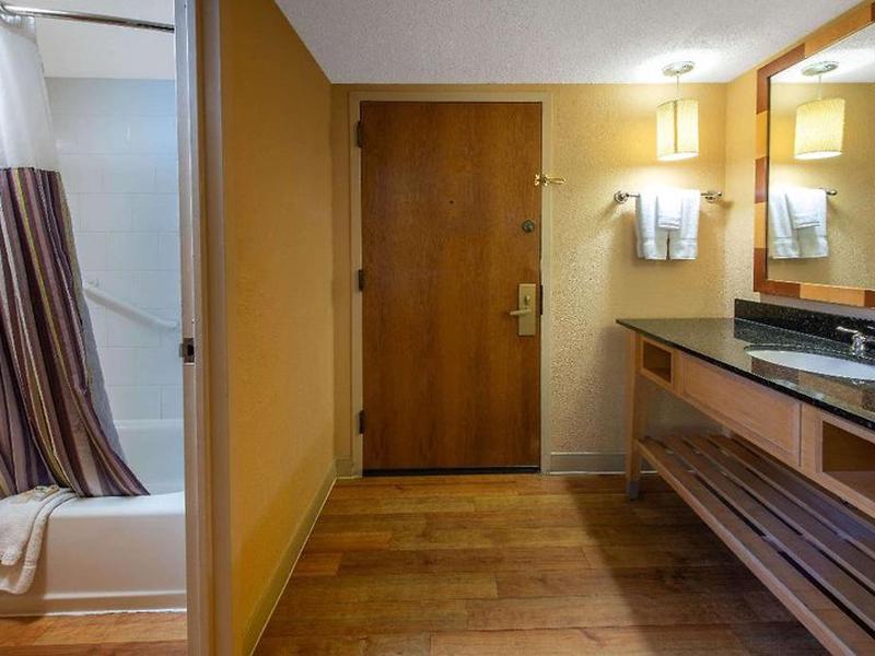 F1B8401E6E28904CFBFA31D028E01AB3