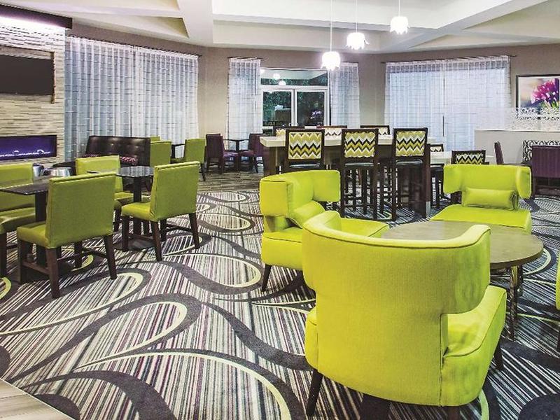 B5DCE735BC6CFD72995B26CD0341DBFC