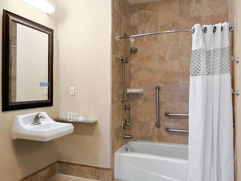 01426332D130C734A56D2CD675D020F3