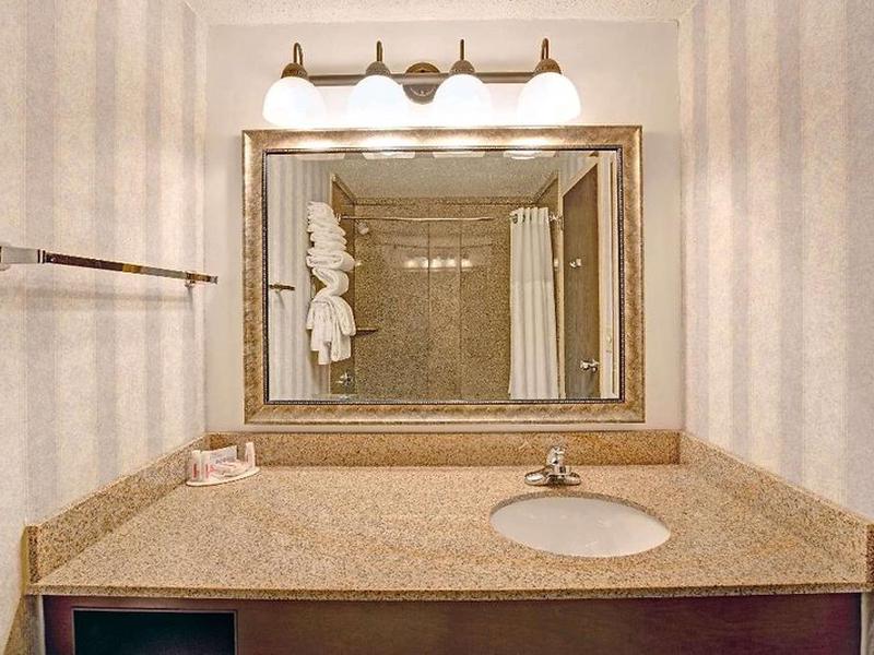 BA00D5B754B0E8A75F182E968FD17F93