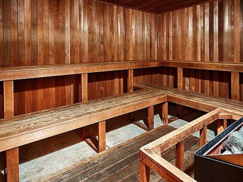 AD94E37A4BB1780486A75733D06F8F04