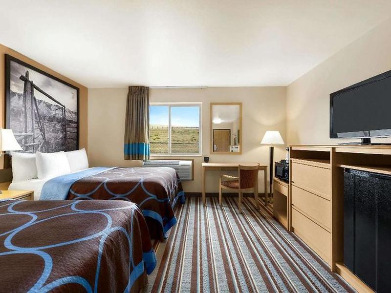 EFC68D0D6C6148B5DB827D0F9A587DBB