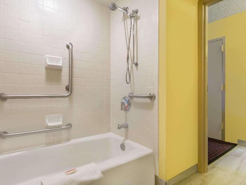 683EA1C4CCA7F62122C6738295387572