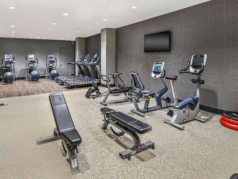 E766EA948C6E1200C837C88113919FFB