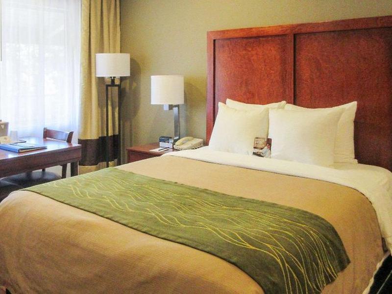 9786EEEBDB0A3882B8D93125F52685B2