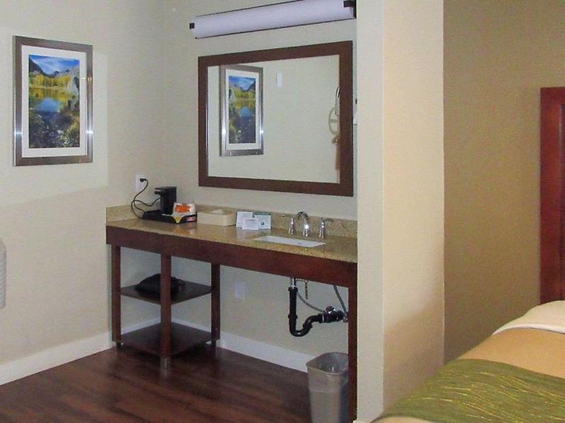 89F4932EA07DDF280F6E2F8C21DC4AA2