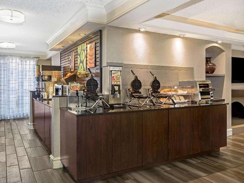 1724163CE8FFEE6C1D90569180357484