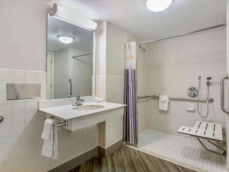 135460EFF75CFEF1A639A9239DAB68B8