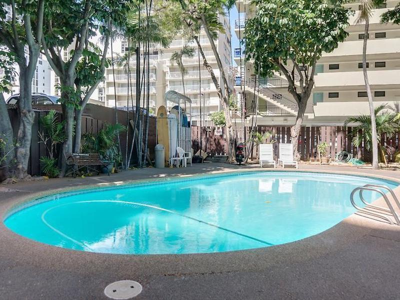 3C048EDF7B37F03FF44CFA017DEAF453