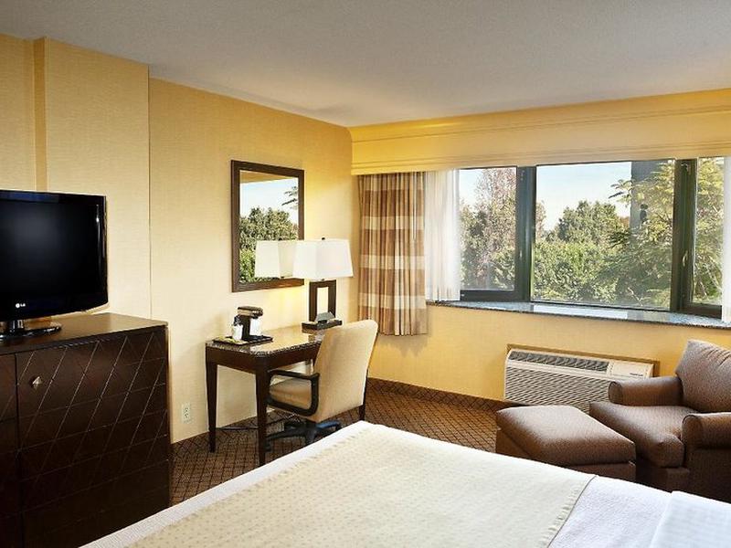 1D9D869C83405D2E9D19918546379350