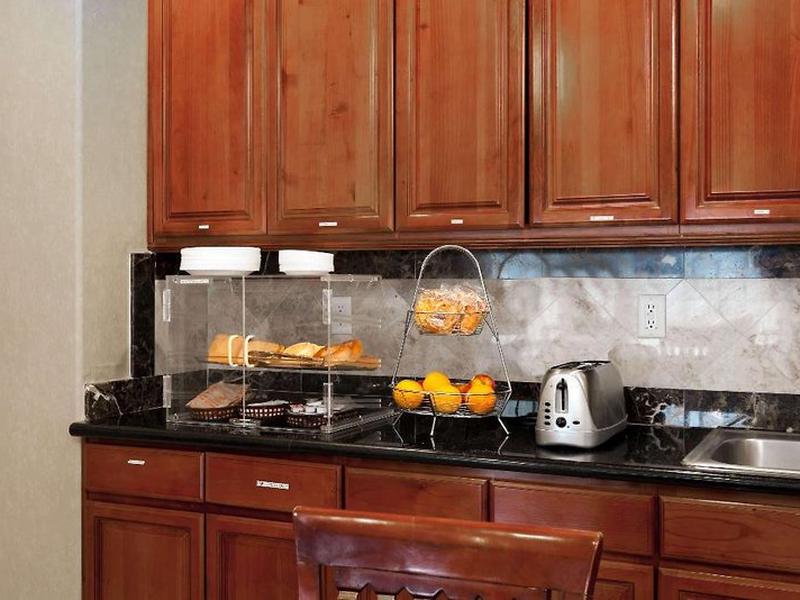 C6AA4DCC7E074261673CCE272E88E5E4