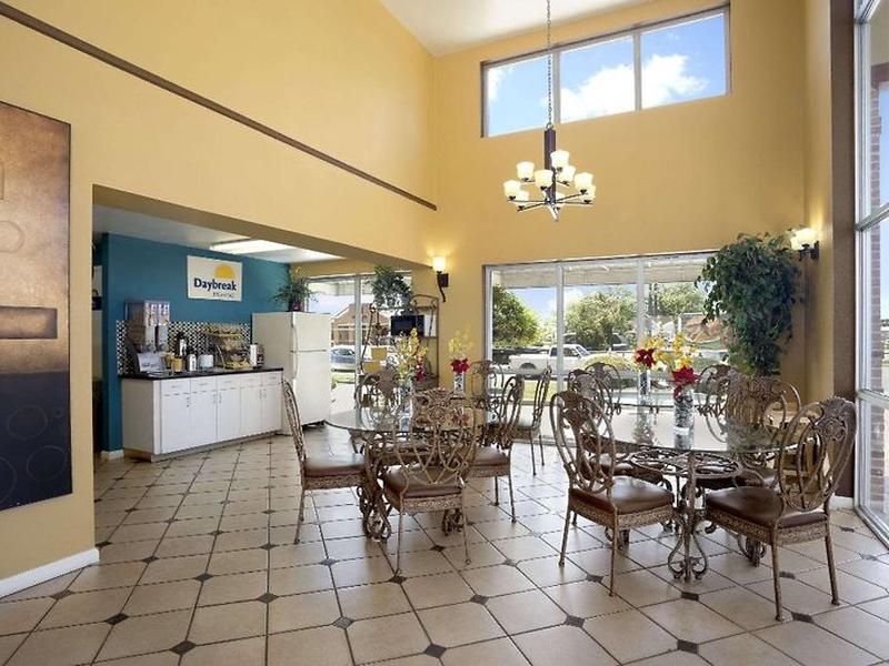 7E69A56793EF87A826EC8AA45F2A432A