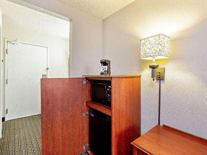 D4203E1ADA962B719153BB7C27190EC4