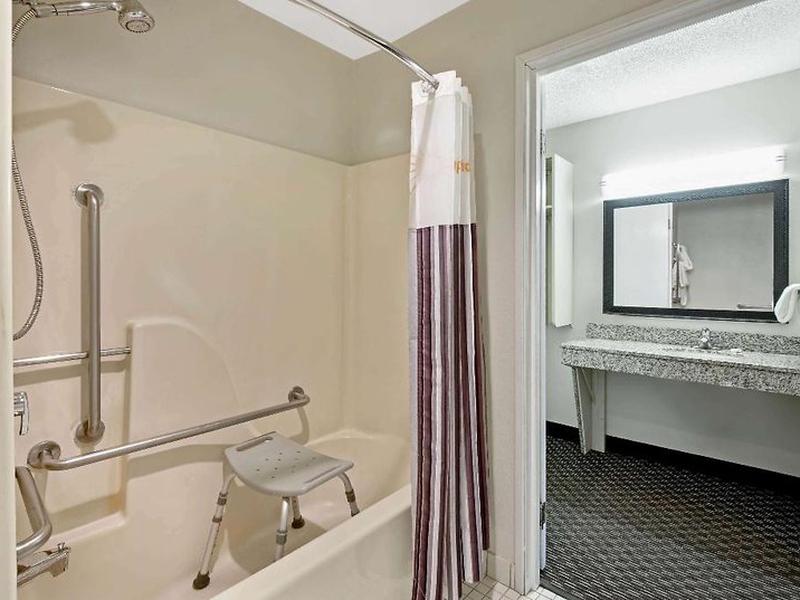 012F40148AC651C57F0C7BB5274C3B50