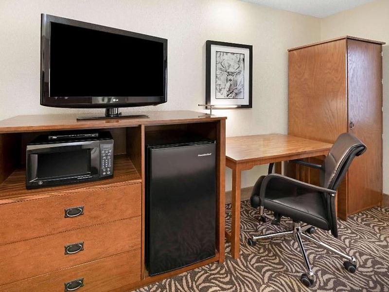 137F5D7FE8EB2E37A739B82FE57E6AEA