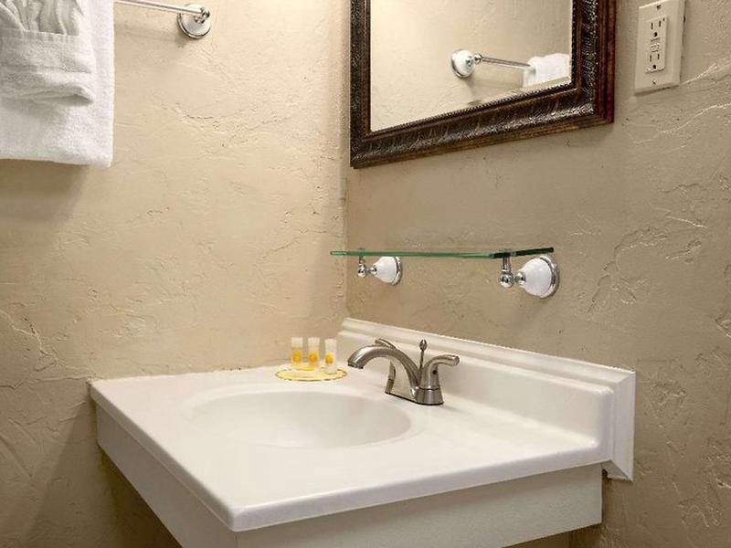 8DF2EB3FB3F4D96E3714385562E457C6