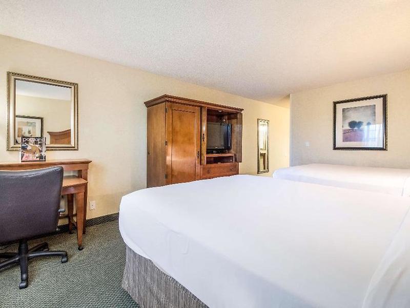 AC70C8D6385DC9C372BBEAD2AE4A7E92