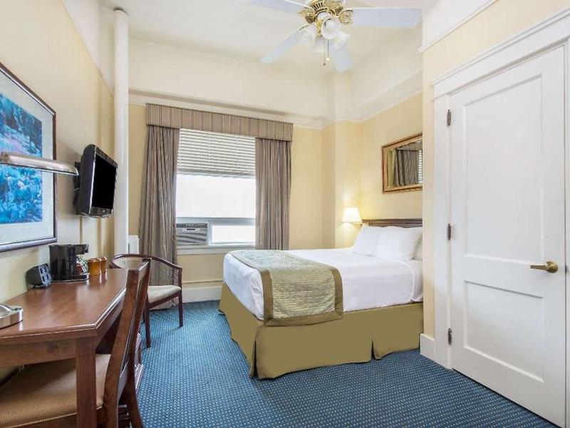 32762B8AA137BBF51C689564EAAD623E