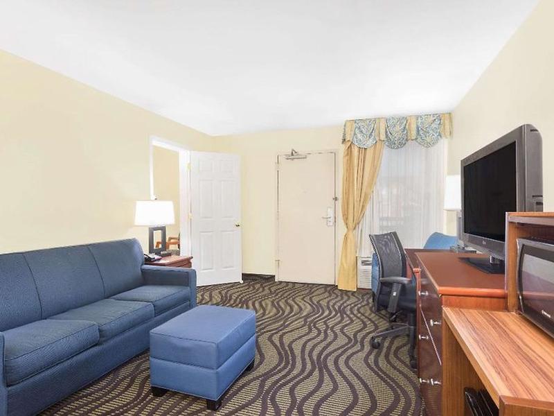 EA873BFFF9D25946ED2D4E7670C74046