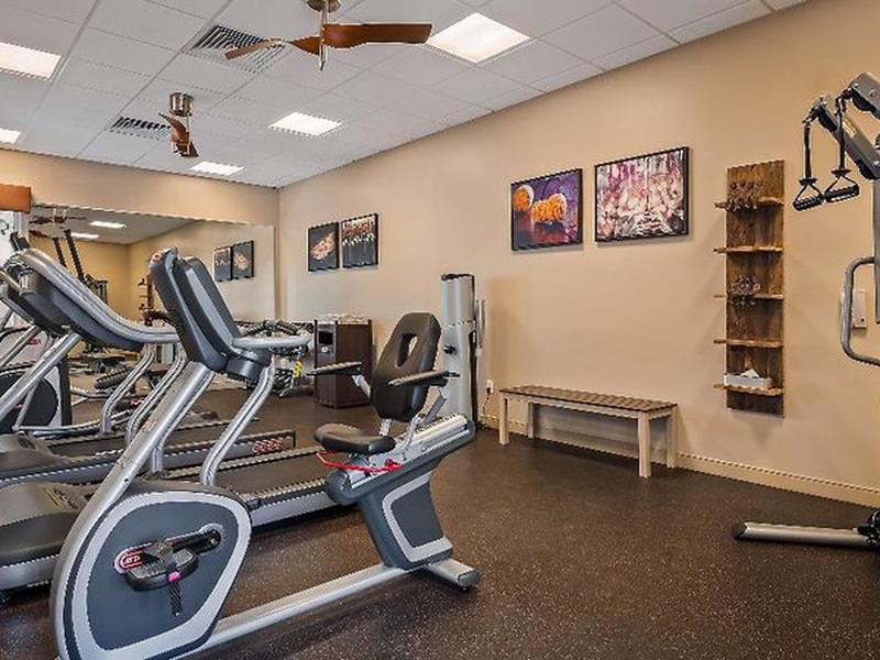 83A2AE8416F84F931D69D9DF1B344DD4