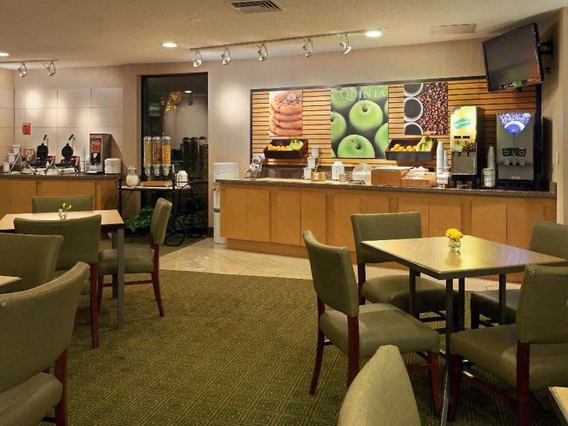 81AC1202C8E6539B419A93991C64EDCB