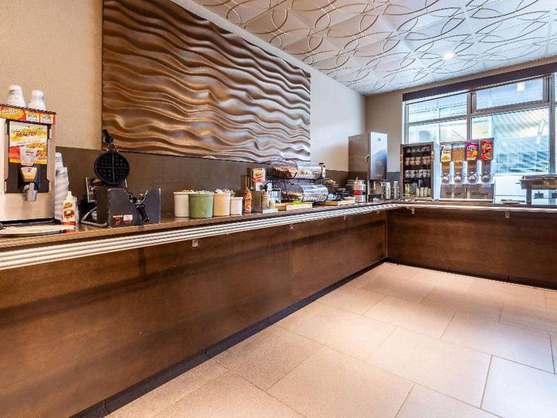 640E1F1D000302E8734B39499E6FFC18