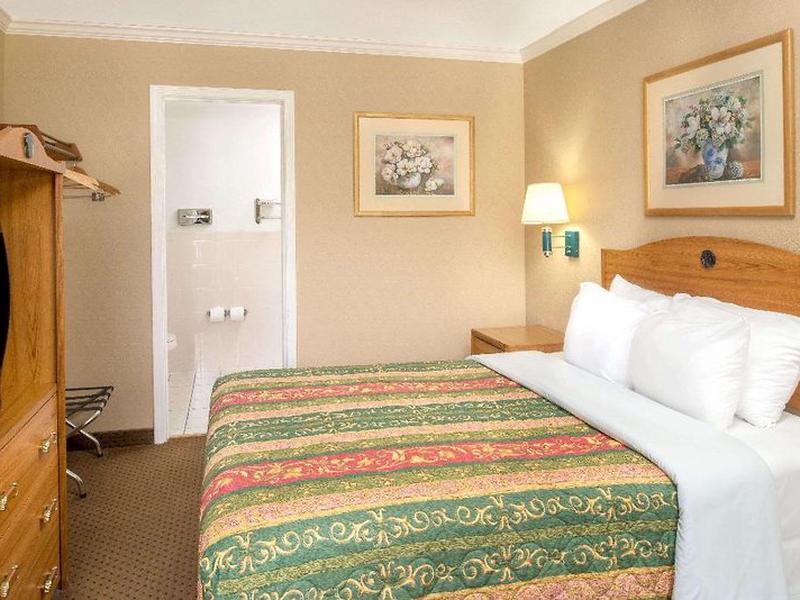 A6DA67CC1B6CCCD43DBE1C66B1039C24