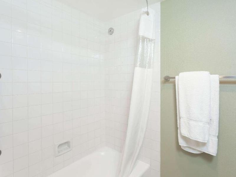 027833B8D37FFA4CE3AAB707AD675984