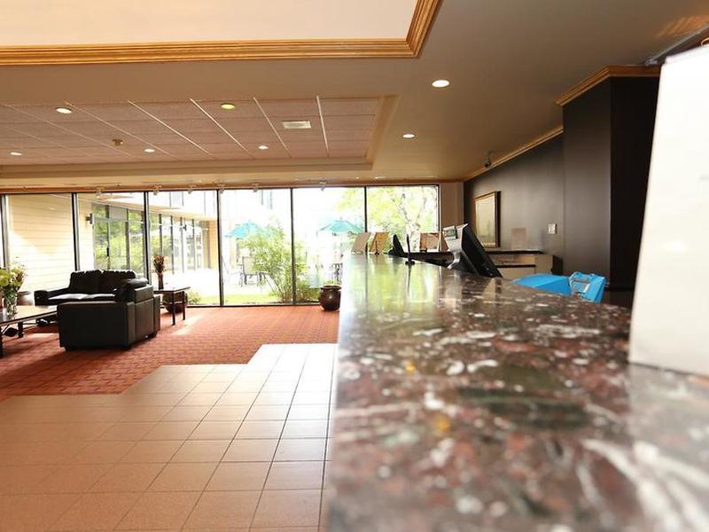 FB122D9E626A48ECCD3AE8CCE6787B0C