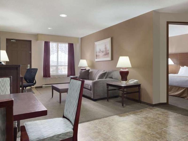 1EB1B0317D71E475C5E04F65201F93E0