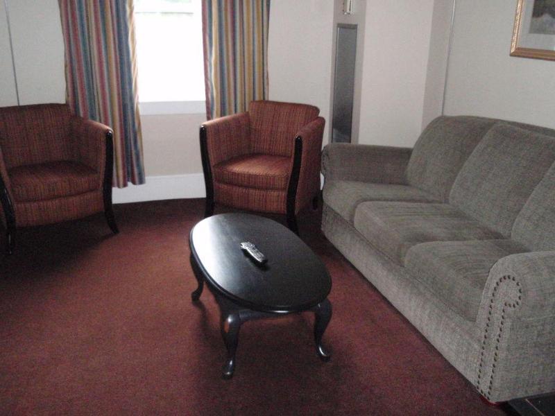 DE96D29F4EA09B08F4B990DE195CBD30