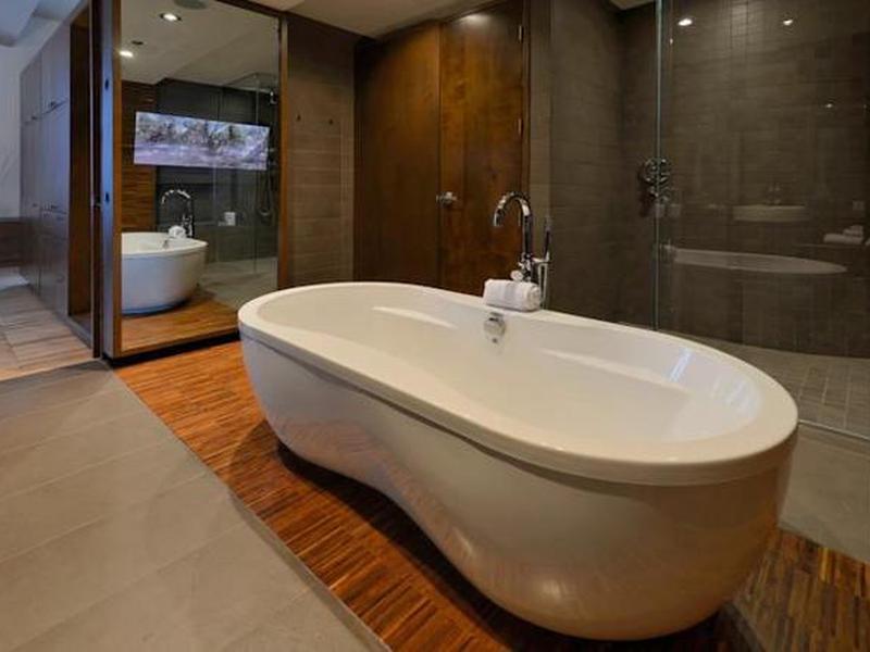 FD6366A122A50F3FB50860ECF530EF09