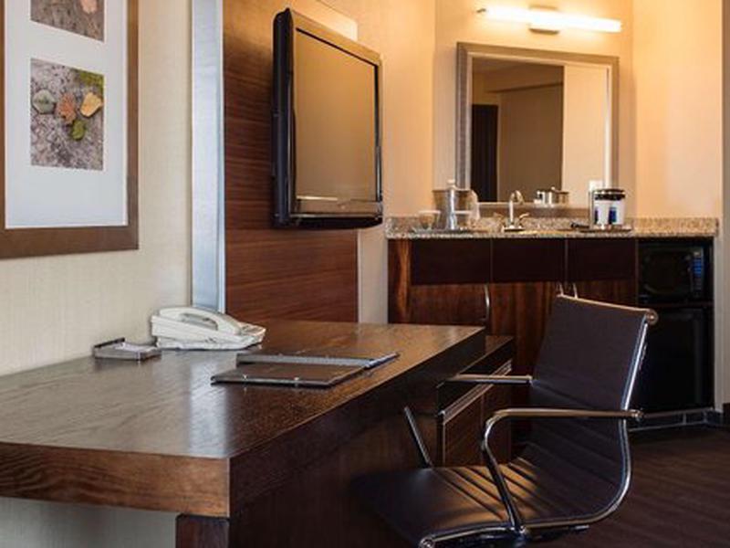 6F9F70ED4FAD336F7F78FF31977B0FC9