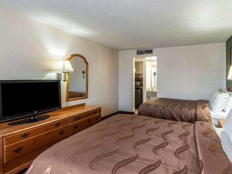 ADC87B7275CEBC3E828493C2BCEDCCC8