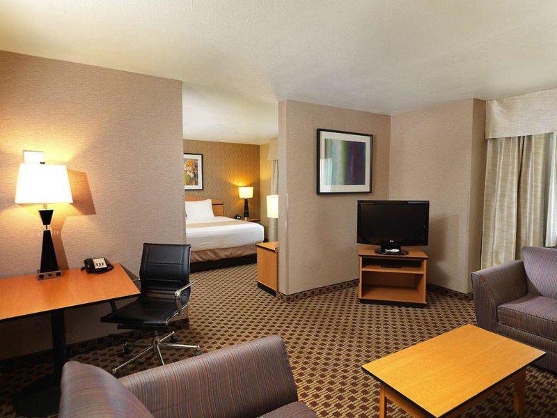 3BBA7941D9D9F4000657ECB4B8C76D1C