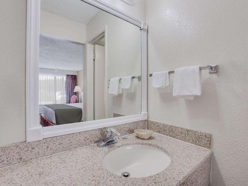 C7597C9A7C6C01D0A64570CAF400BFCC