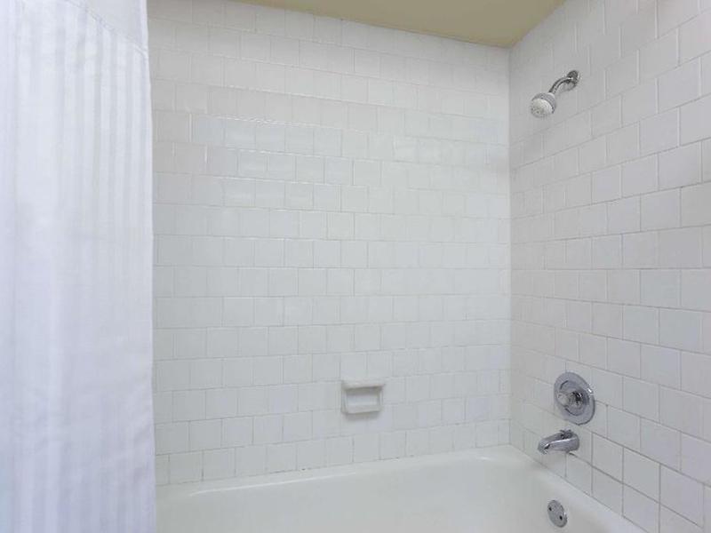 AB7DDD51EF831DB59D4C57BE5A0C1FA2