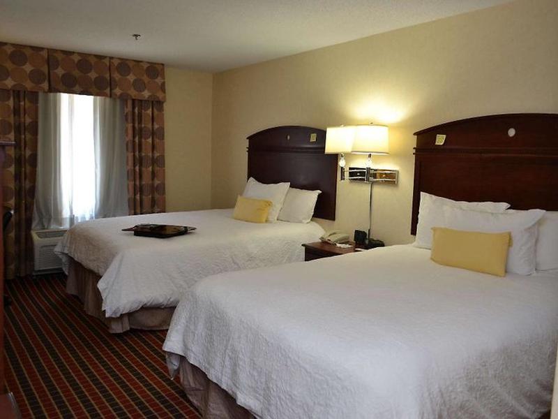 CB15C6E700070B6EE153EF1B1125207F