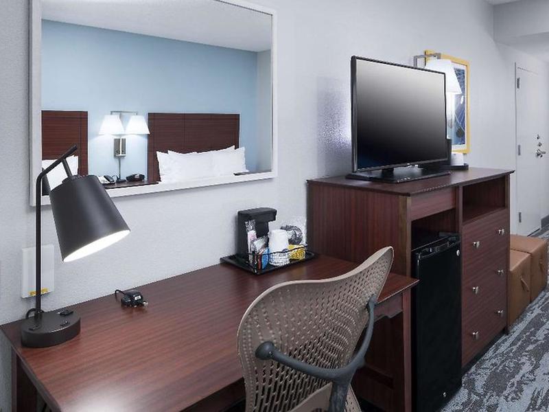 96C08DE0B47B4EDAA788F0850015E1EB