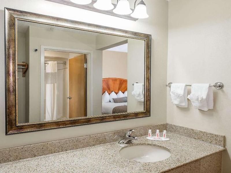 F5D814E6C6F05165B4708FFF2074A331